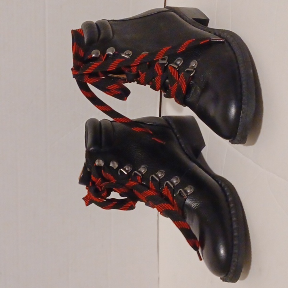 Keenth Cole Women's Brooklyn Black Leather Ankle Boots with Red and BlackLaces